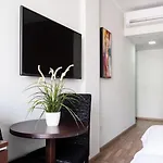 Livadhiotis Hotel