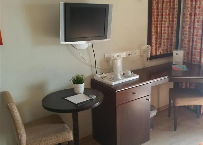 Livadhiotis Hotel Larnaca