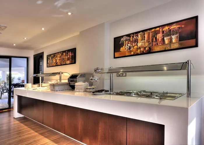 Livadhiotis Hotel Larnaca