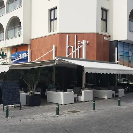 Otel Livadhiotis