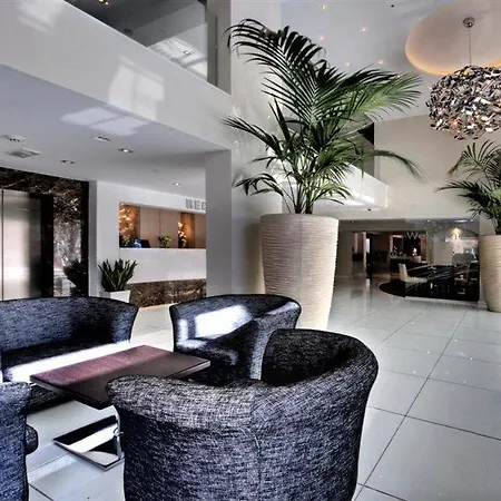 Livadhiotis Otel Larnaca