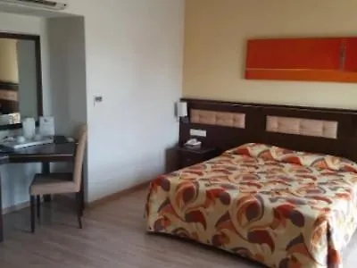 Otel Livadhiotis