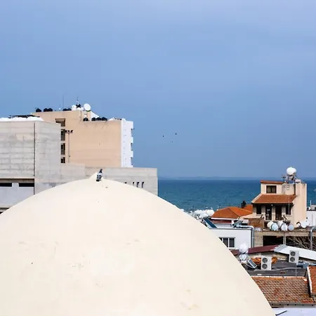 Livadhiotis 2* Larnaca