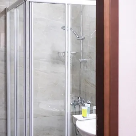 Livadhiotis Hotel Larnaca