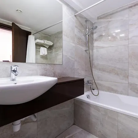 Livadhiotis Hotel