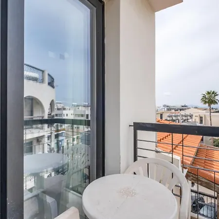 Livadhiotis Hotel Lárnaca