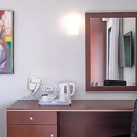 Hotel Livadhiotis 3*
