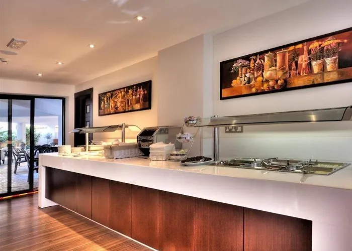 Livadhiotis 2* Ларнака