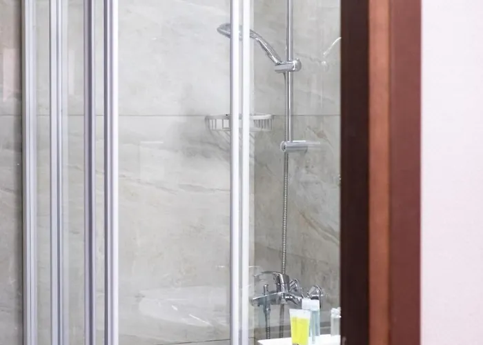 Livadhiotis Szálloda Lárnaka