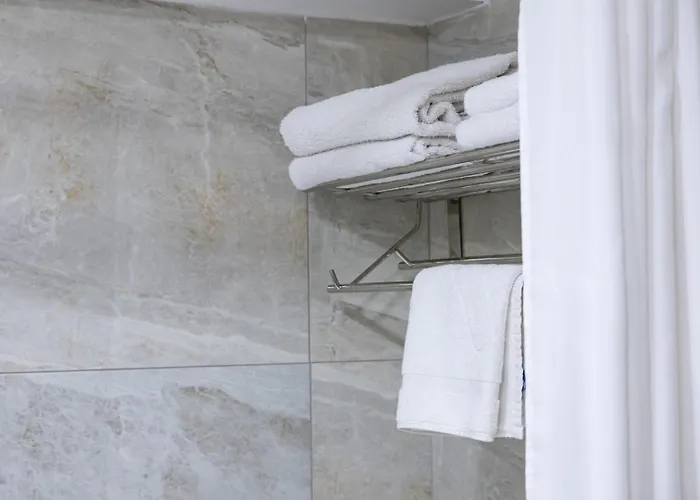 Livadhiotis Szálloda 2*