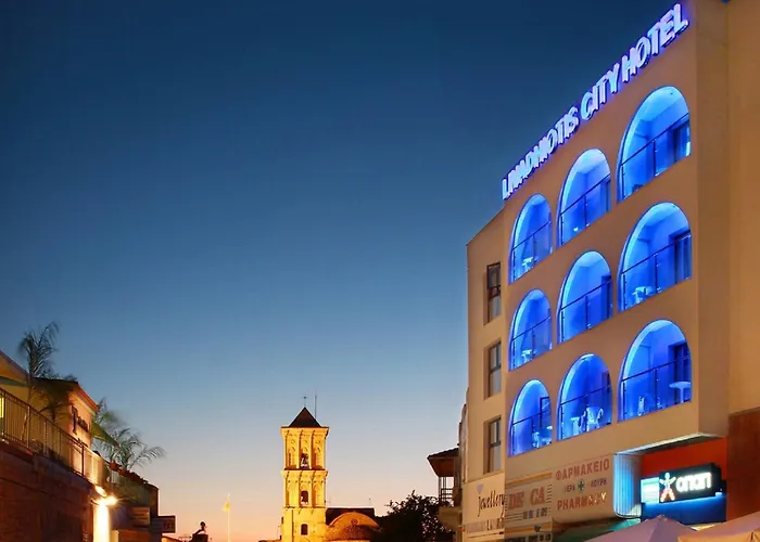 Szálloda Livadhiotis Lárnaka