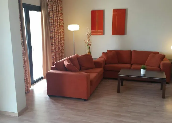 Livadhiotis Готель 2*